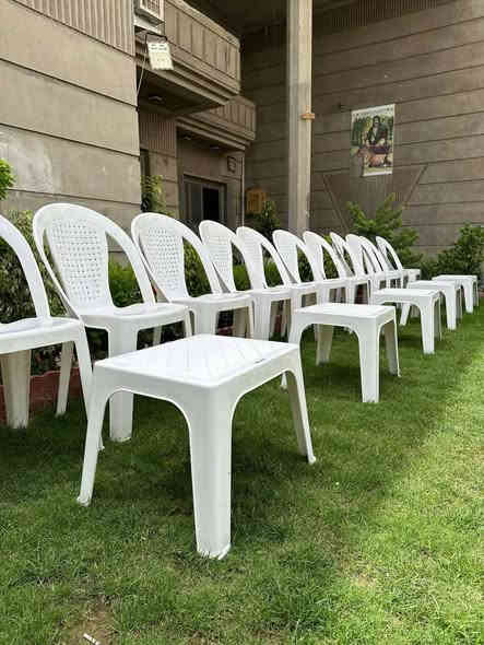 (معرض المصطفى)
لتأجير الكراسي لجميع المناسبات 
متوفر جميع انواع الكراسي والطبلات
يوجد لدينا نقل ذهاب واياب
بإدارة // باسم أبو مصطفى
العنوان // حي القاهرة شارع أبو طالب مقابل حلويات عدنان 
ه‍/ *********** باسم
ه/ *********** مصطفى
