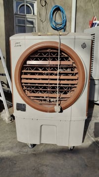 للبيع كونفيره حجم وسط شغال مابي عيب 07708606534