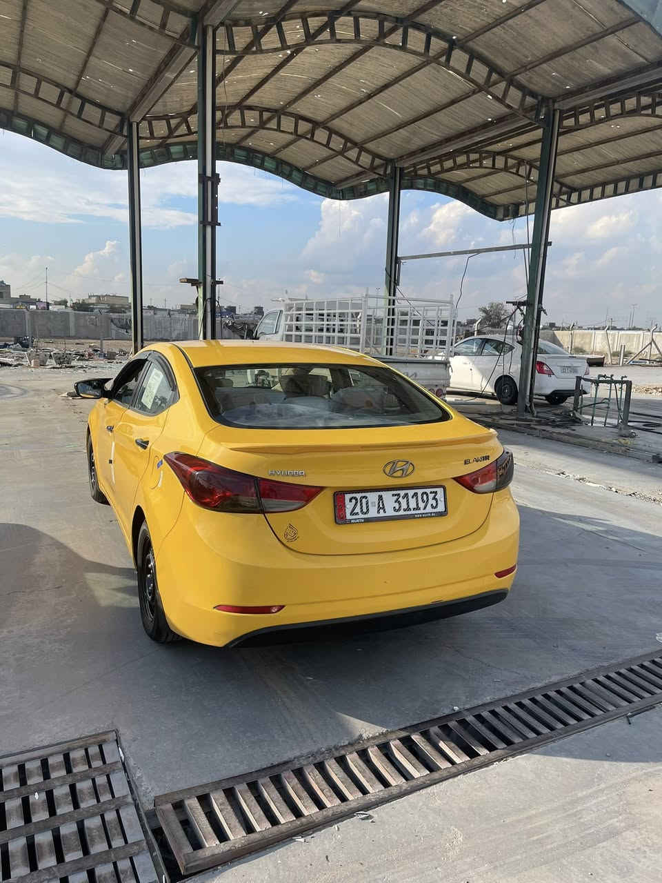 السلام عليكم النترا 2013 خليجي مكينه 1600 دوش سياره جديده كامله من كلشي مكينه كير تبريد تخم تاير حداديه رقم ديالى دولي بسمي تريد وكاله تريد تحويل مكاني بغداد ***********
