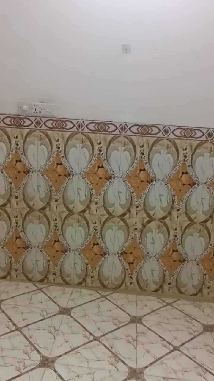 سلام عليكم بيت ليجار طابق لثاني  قرب لمد رسه لبيضاه قرب شارع 40 وتصال ستفسار ***********
