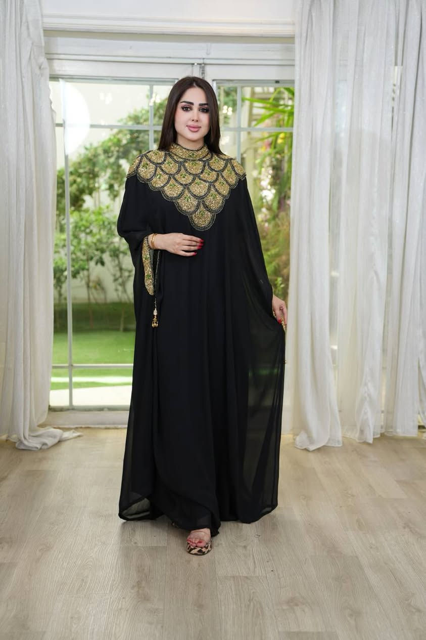 قطعتين  
فستان داخلي فيزون 
القطعة الخارجية شيفون 

#فيروز
🎗️يلبس :-  من وزن 60 الى وزن110
(فري سايز) 

💸سعر 50 الف🔥🔥🔥


**إذا كنت صاحب هذا الإعلان وتريد حذفه لأي سبب، رجاءا أرسل رسالة إلى الدعم الفني**