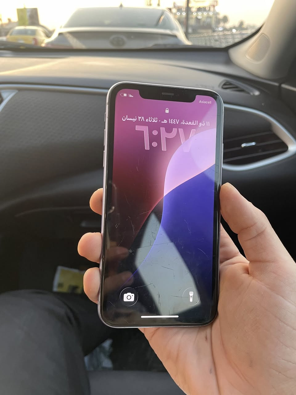 iPhone 11 السلام عليكم 
بطاريه :71%
الذاكرة :128
تحديثه ماشي لحد هسة  اصدارة 
ios 26.4.2
جهاز كامل ومابي نقص  وما مبدل بي شي وكاله بس بي فطر بالشاشه ما مبين إلى تركز بي وما مأثر لا على اللمس ولا على اي شي يعني بالكلاس كامرة امامي خلفي كله شغال وجاهز حلو ومرتب وكامل 
سعرة 200 الف وبي مجال بسيط للطيبين 
*********** رقم للتواصل
