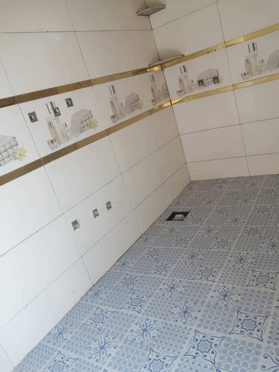 السلام عليكم هذا جزاء من عملي وان شاء الله ينال اعجابكم والعنده شغل يدلل اني من الكوت واشتغل في بغداد اتصل و دلل ***********
