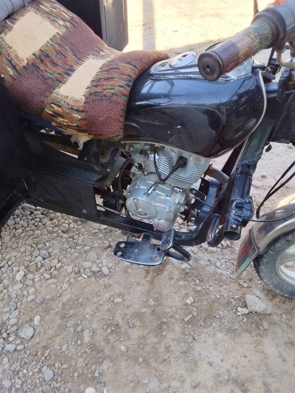 سلام عليكم ورحمة الله وبركاته يوجد ستوته للبيع نضيفه موديل ٢٠ نضيفه نكره سلف ومحرك ٢٠ من يرقب بالشراء يتصل على الرقم ***********
