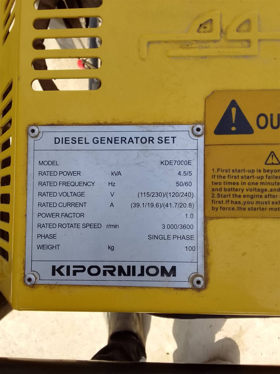 السلام عليكم مولد تاج النجوم 7:30 كيفي 25 امبير مولد على وضع الشركه الملف مبدل بس فحمات على وضع الشركه المحرك على وضع الشركه تبريد هواء نقره سيلف بكره الاستفسار الاتصال على الرقم عنواني بابل الكفل السعر 550 وبيها مجال بسيط ***********
