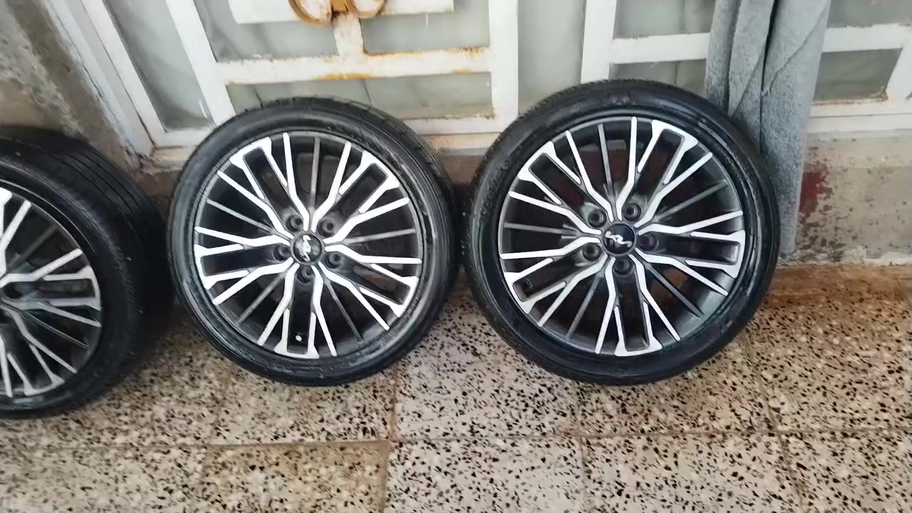 السلام عليكم تخم ويل مع التاير للبيع جي تي لاين حجم 17 السعر 400 مكاني الصويره


**إذا كنت صاحب هذا الإعلان وتريد حذفه لأي سبب، رجاءا أرسل رسالة إلى الدعم الفني**