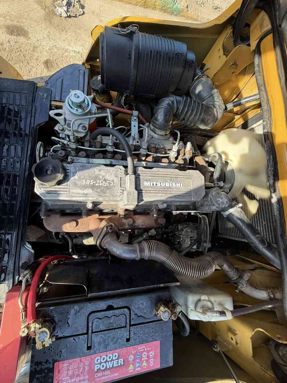 للبيع رافعة شوكية كتر بلر
▪️ الحمولة: 3 طن
▪️ السلايتات: 3
▪️ الحركات: 3
▪️ الإطارات: تخم تاير جديد
▪️ الكير والمحرك: مكفولين وعلى وضع الشركة
▪️ الأوراق: منفست شمالي – دخول جديد
▪️ الشوكات: حجم 170 سم أصلية
▪️ الحالة: نظيفة وجاهزة للعمل

📍 المكان: بغداد – الكرادة قرب مجمع مشن

📞 للاستفسار: ***********
