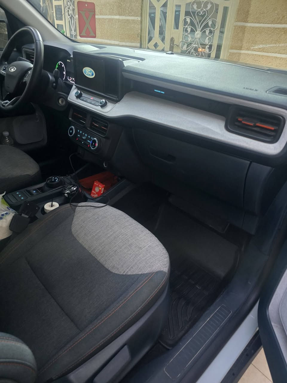 السلام عليكم 
للبيع فورد مافرك محرك 2500 هايبرد لون اسمنتي مرقم بغداد حادث مثل ماموضح بالصور العنوان بعقوبه التحرير السعر ١٧٥ وبيها مجال شي بسيط للاستفسار الاتصال ع الرقم *********** اي تعليق مارد اتصل وتدلل 
الموصفات 
ويل كروم
فتحة سقف 
تدفئة كشنات 
تدفئة استيرن
رادار امامي 
تحديد مسار 
مانع تصادم 
تحكم استيرن 
لايت زنون
شاشة كامره 
غلاف صندوق 
مفتاح تشغيل 
وبعد بيها موصفات
