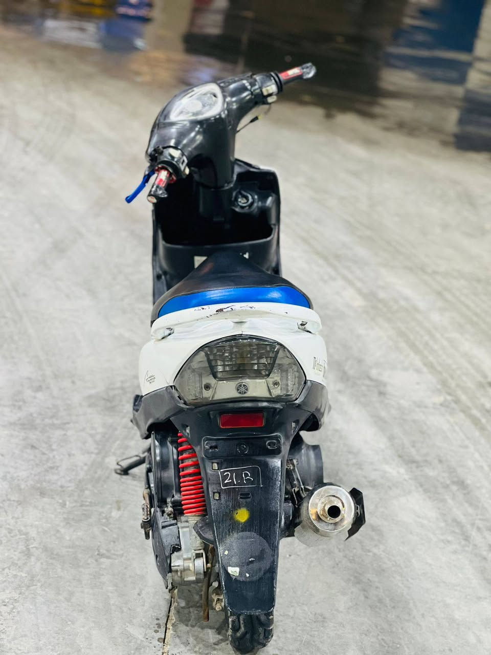 سلام عليكم ماكس عدله ١٤٠ دراجه بلاد مكينه بلاد دراجه نظيفه مامتعوبه بيها شلعه ومعدل تشك لكاع وكيله بيت عاشور صاله ٦ أشهر من طالعه شراي يتصل ويدلل *********** مكاني مغربه
