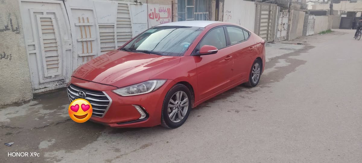 النترا موديل ١٧  للبيع رقم بغداد انكليزي جديد
السنويه لغايه 2030
تبريد جديد تايرات جدد 
داخل فول نظافه
محرك 2000دوش مكفول
كير atمرغوب مكفول
شواصي مكفوله
السياره حادث امريكاالبنيد صبغ فقط 
بيه جراد شوية بالقمارة والجنطة وشخط بالباب الخلفي عكس السايق
السياره باسمي تحويل ثاني يوم
مكاني بغداد الري
اي تفاصيل اخرى  تواصل على الرقم
*********** 
سعرها 115 وبي مجال بسيط للشراي
ملاحظه صور الحادث بالمنشور
