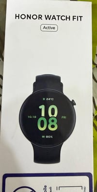 للبيع Honor watch fit active ما مفتوحة  سعر ١٥٠ الف 07760606264 واتساب...