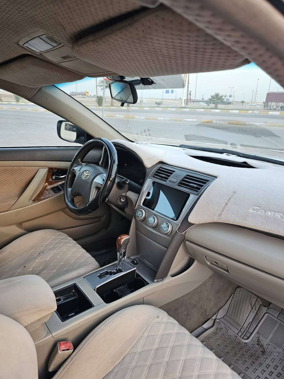 كامري للبيع
موديل 2009وارد امركي كلين تايتل
 داخله للعراق بدون حادث رقم بغداد  
حالين رش بدون حادث ٣قطع احولك مباشر السيارة جديده ومابيه اي نقص عداد مشي السيارة 143 حقيقي
1) كير جديد مابي اي مشكله
2) محرك جديد الحجم 2400 مرغوب
3) صدر ادامة خلفي امام جديد
4) تبديل درايم شفتات اماميه 
5) تخم تاير جديد
6) تدفئه وتبريد جديد شغالات 
7) كهربائيات السيارة كله جديده 
8)شاشه دشبول كامرة خلفيه 
9) كشن كهربائي تحكمات 
اكرر كلامي ٣قطع رش بدون حادث
السعر 112 وبيه مجال بسيط 
العنوان الفلوجه
***********
***********
