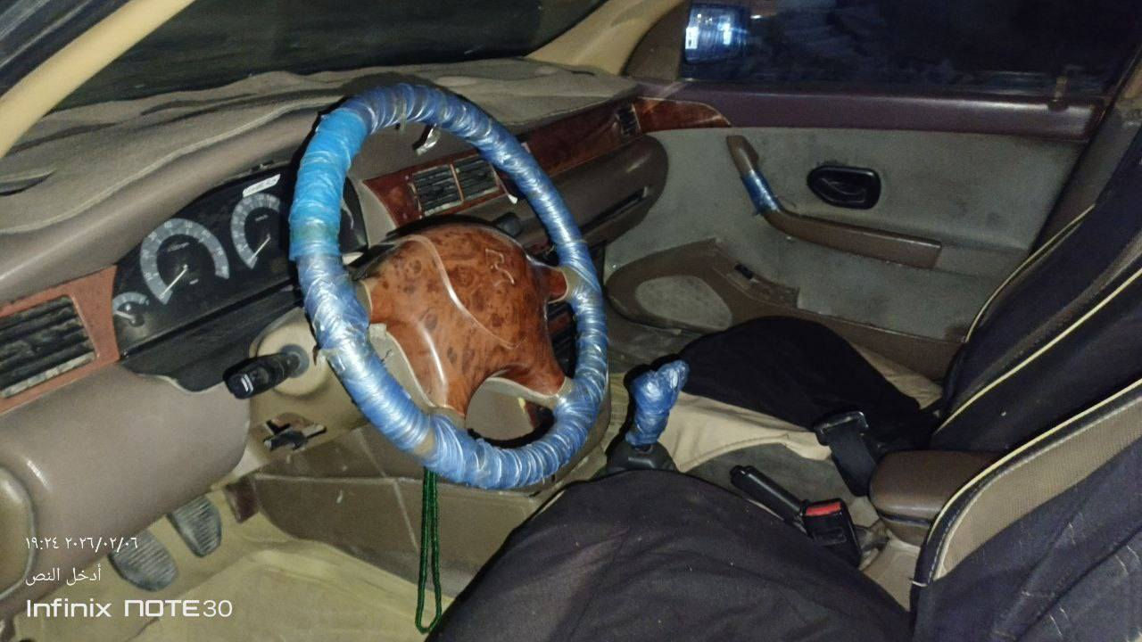 السلام عليكم للبيع سمند موديل 2011 رقم بغداد انگليزي تحويل ثاني يوم مصفرة هيئة وغرامات السعر 25 ورقه وبيها مجال الاستفسار
*********** المكان بغداد قرب بسماية
