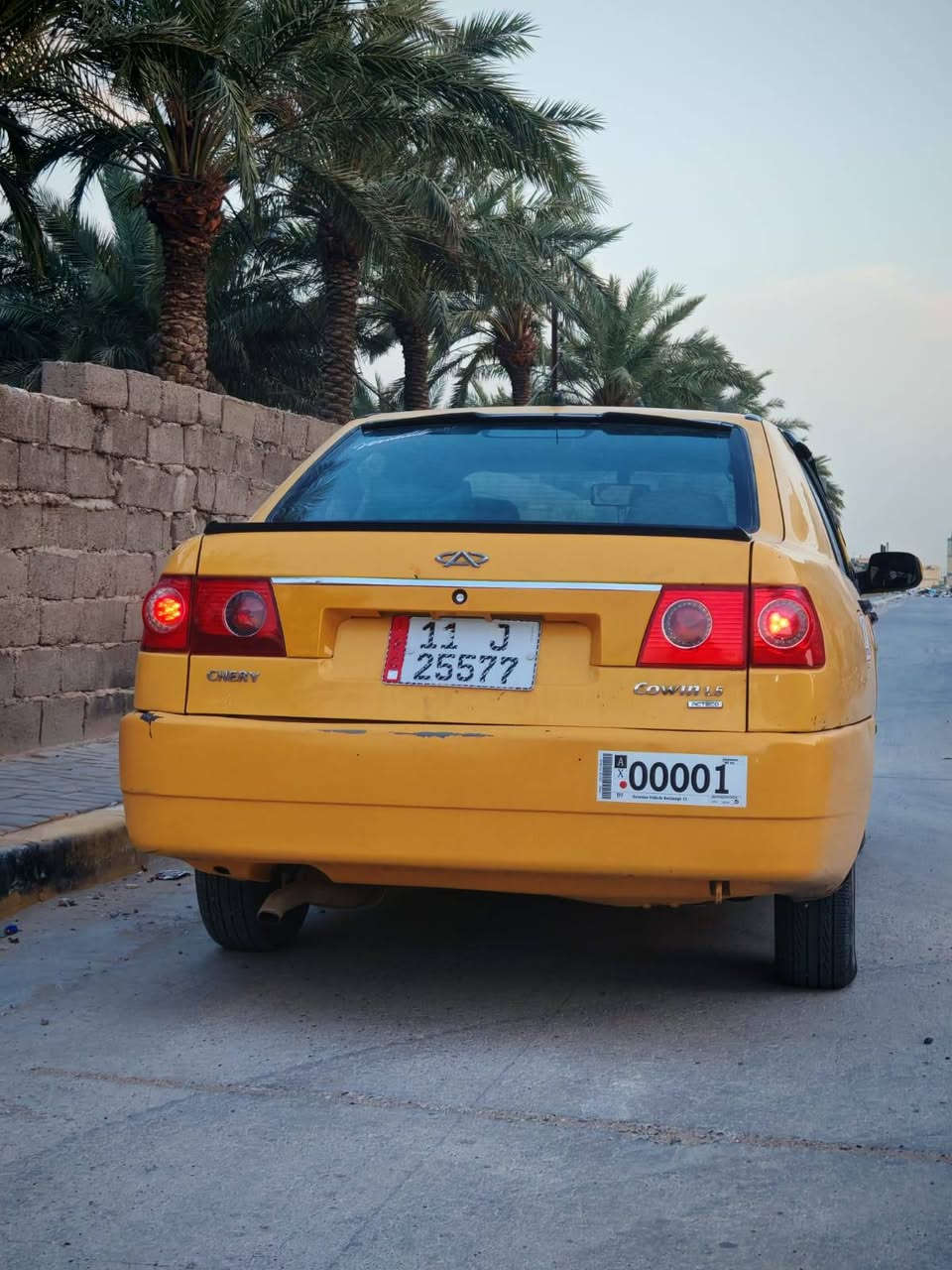 شيري كوين للبيع أو مراوس مكينه بلاد بساتم سيفيه صدر جديد تخم تاير نقص بيها لباور بي ونه ولبوري مال تبريد مكسور*********** السعر 28
