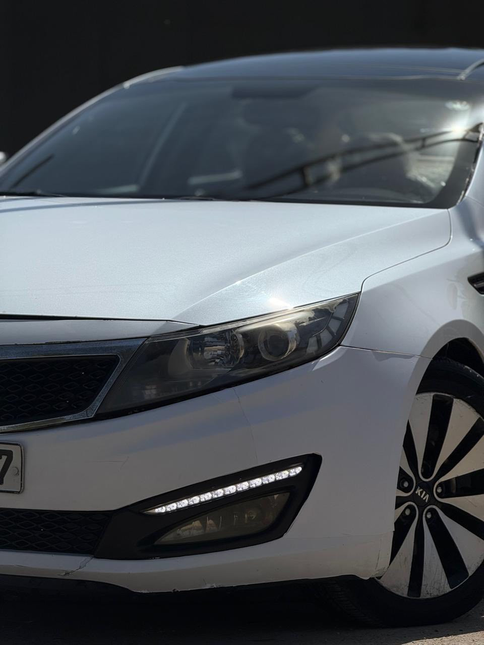 السلام عليكم 
سيارة كيا اوبتيما  للبيع خليجي موديل ٢٠١٣
مواصفات فول واحد على واحد
* بصمه تشغيل أبواب 
*بصمه ترحيب 
*مري شفط 
*أشاير بالمري    
*سقف بنوراما    
*كشنات جلد
*قطعتين تبريد
*كشن كهربائي 
*تحكم ستيرن فول 
*شفتات بالستيرن 
*حساس خلفي 
*ميموري خزن
*نظام ايكو
*نظام abs +مانع انزلاق
*اضاء النقطة العمياء  
*محرك ٢٤٠٠ دوش
*كير اوتماتيك
*خمسه ويل كب  
*كير مكفول
*دبل صالنصه
*تخم تاير جديد
*تبريد ثلج
رقم اربيل جديد 
السياره بيها جاملغ خلفي صبغ قطعه وحده فقط 

مكان السياره بغداد 
السعر130$ 
 ***********
