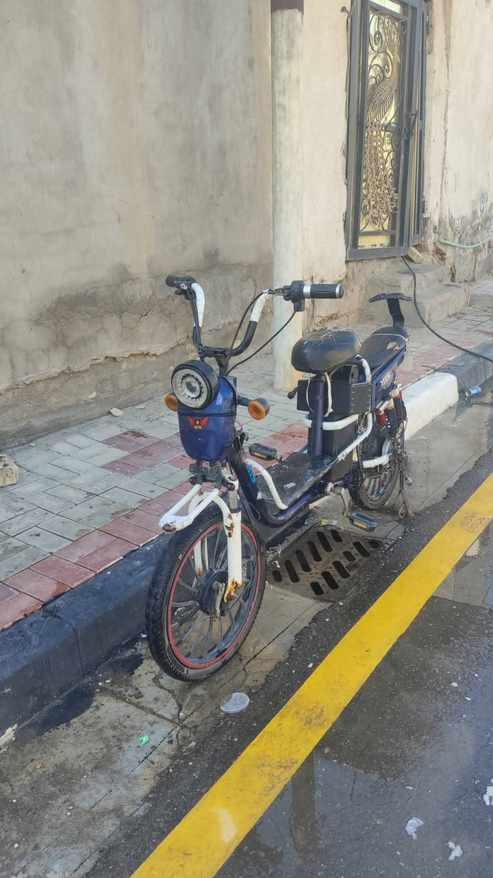 باسكل جبلي نضيف بس التاير الوره مبنچر وباسكل شحن نقصه جوزه مال سويج وتايراته تعبانه لن صاله فتره متروك ، ثنينهن سعرهن 250 الف مكاني كربلاء شارع الطاقة


**إذا كنت صاحب هذا الإعلان وتريد حذفه لأي سبب، رجاءا أرسل رسالة إلى الدعم الفني**