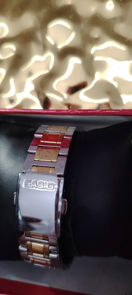 ساعات أصلية بسعر مناسب


**إذا كنت صاحب هذا الإعلان وتريد حذفه لأي سبب، رجاءا أرسل رسالة إلى الدعم الفني**