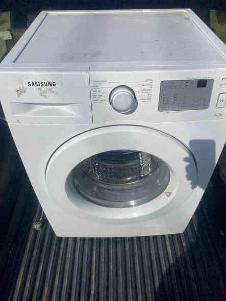 السلام عليكم ورحمة الله وبركاته
ورشة الوسام لصيانة الغسالات الاوتوماتيك والفل اوتوماتيك والعادي يوجد لدينا صيانة موقعي نوصل لباب بيتك نصلح غسالتك بالبيت الي عليك بس اتصل علينا 
بغداد بابل كربلاء
للتواصل والاستفسار التواصل على الدايركت او على الرقم ***********
