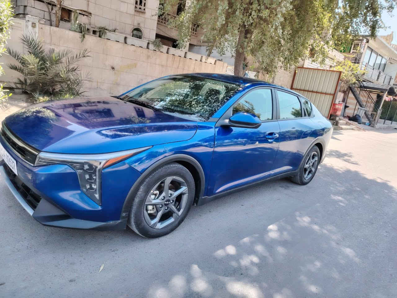 للبيع كيا K4 وارد امريكي موديل25
حادث بنيد مبدل فقط وجملغ بارد الجهتين

السيارة نضيفه جداً بدون نقطة صبغ 

ماشيه 17ميل 

/مواصفات / بصمة /تشغيل عن بعد /

نظام ترحيب / شاشة كبيرة /عداد دجتل متصل /

انظمة قيادة نورمال /سبورت /رادار امامي جانبي خلفي / قيادة ذاتية / صندوق ذكي بصمة / بصمة ابواب /اوتو هولد / هند بريك بصمة / بجم لد / صندوق لد /حادث خفيف جدا بدون دواخل بدون ايرباك 

للاستفسار اتصل :*********** 

رقم بغداد 

السعر 177وبيها مجال
