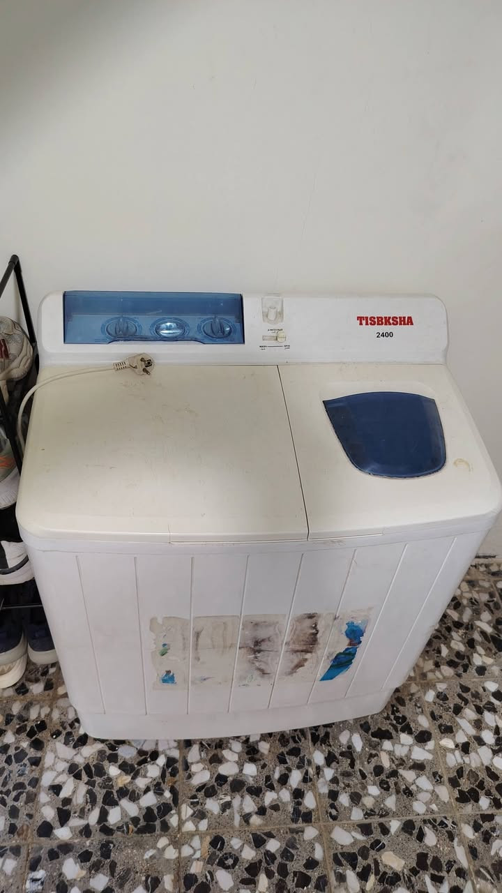 السلام عليكم
غساله للبيع نظيفه
***********
