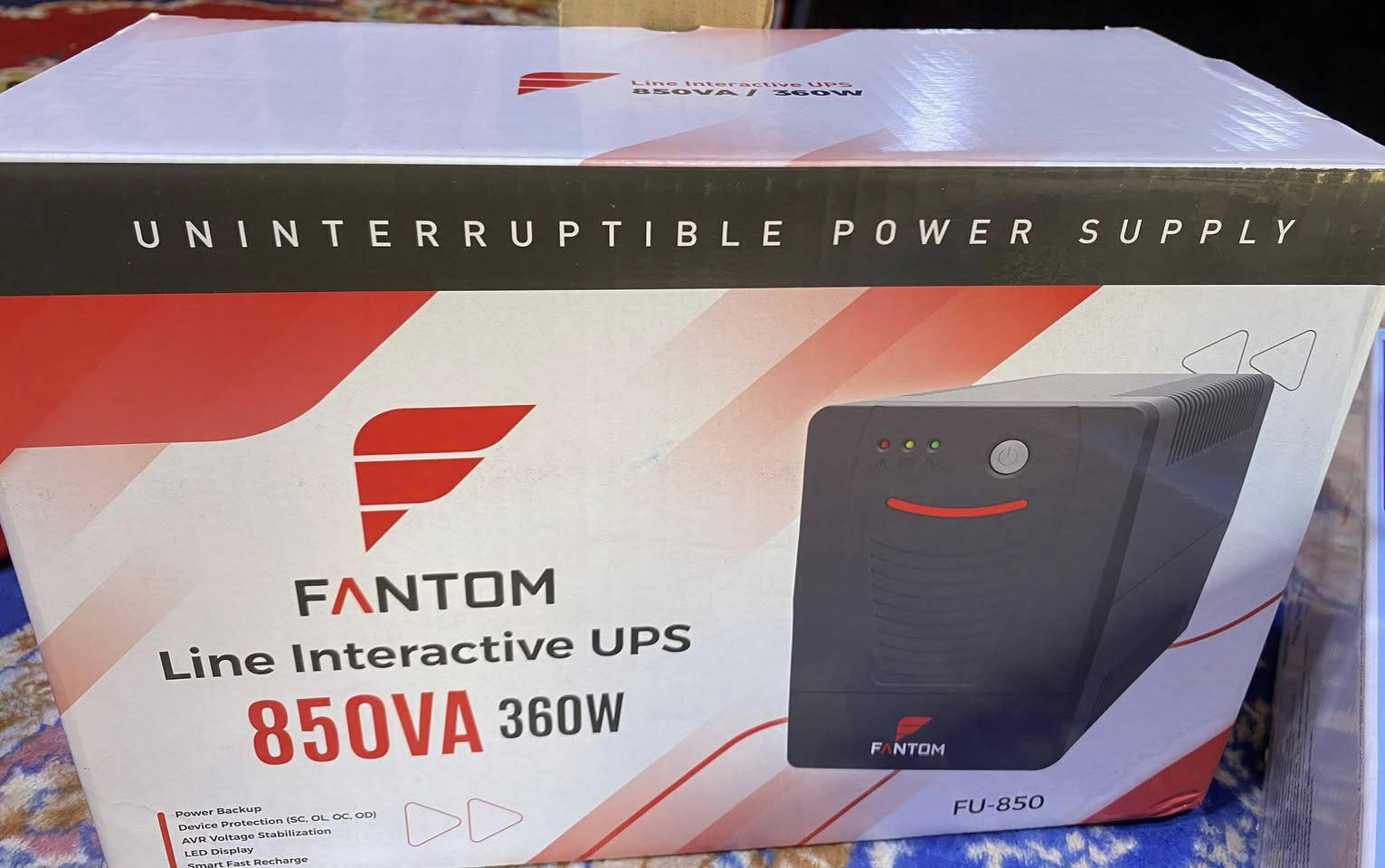 بلي 4 سلم نص تيرا  نضيف ماداخل تصليح ولا مفتوح ونضيف ومابي شي ملقحاته كامله كارتون و جوستك تجاري وويا يو بي اس 850 مكاني العماره قلعه صالح قرب التانكي تواصل واتساب او ماسنجر رقمي ***********
