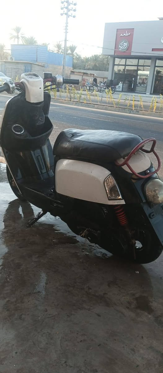 بوليس للبيع نضيفه  الرقم ***********
