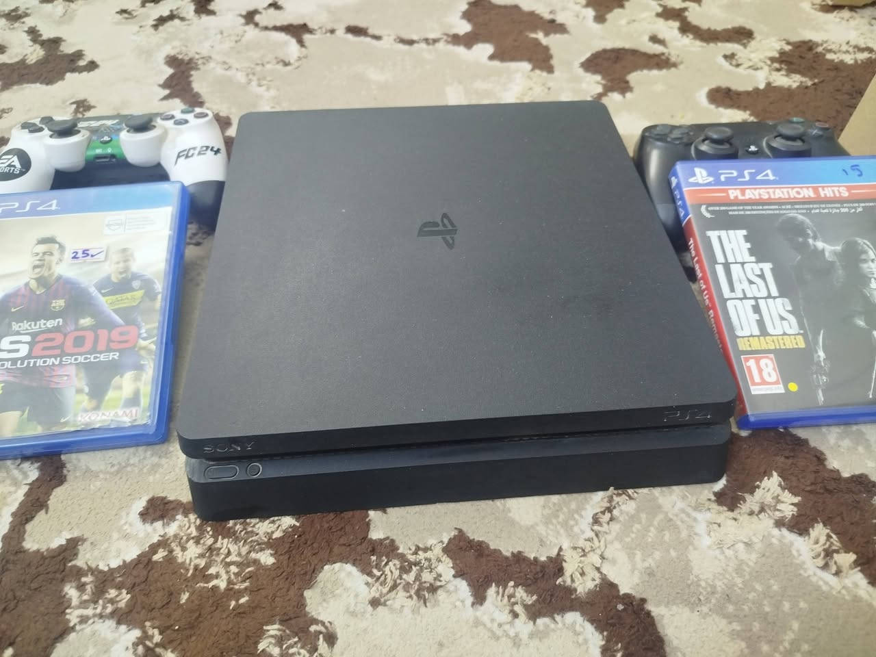 السلام عليكم ps4 سلم اون لاين
500g 
جهاز نضيف كلش ومستخدم قليل مع جوستك عدد2 الجوستك البيضة بيها خلل الR2 عاطلة فقط جهاز محافض علية واضمن الك نضافته 
السعر الكامل مع الالعاب 
265


**إذا كنت صاحب هذا الإعلان وتريد حذفه لأي سبب، رجاءا أرسل رسالة إلى الدعم الفني**