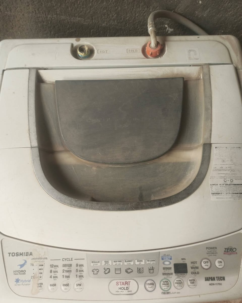 السلام عليكم غساله اوتوماتيك توشيبه شغاله حجم 16 كيلو شغاله بس حوض متحرك فمن تتحرك تطلع صوت سعره ب125 
***********
