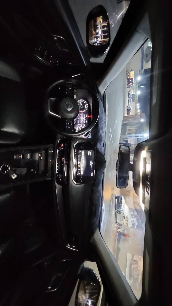 نێسان رۆگ ٢٠٢١ SL ٤پستن
🚗 نیسان روج 2021  SL Midnight - بحالة ممتازة 🚗

المواصفات والمميزات:

• المحرك: (٤ سلندر) - عزم وقوة واقتصادية بالوقود.

• المسافة المقطوعة: ٧٣ ألف كم فقط ( جديدة).

• النموذج: ميدنايت (Midnight Edition) - سقف وجوانب بلاد أسود.

• السنوية: مجددة ومرقمة حديثاً (صلاحية لغاية 2031).

الإضافات الفول (Full Options):

• ✅ بانوراما وفتحة سقف (سلايد).

• ✅ شاشة كبيرة متطورة مع كاميرا.

• ✅ كراسي جلد ( جلد) - كرسي السائق كهرباء + تدفئة كراسي.

• ✅ نظام بصمة وتشغيل عن بُعد.

• ✅ برادي جانبية بلاد.

• ✅ حساسات ورادار (أوتو ستوب) أمامي وخلفي.

• ✅ رادار مرايا جانبية وكافة أنظمة السلامة.

حالة البودي والإيرباج
سعر:

.
 ارباگ بس یم باب سکن یفتح و دشبول و سکان بيلاد 
.
قبل وعودة کبس و سبخ عام ضربة بس دوسة يم سكن 

السعر ١٦٥ ورقة  وبيها مجال بسيط للشراي الطيب.

للتواصل والاستفسار
:
فیبەر واتسئاپ

📞 0️⃣7️⃣5️⃣0️⃣3️⃣7️⃣5️⃣3️⃣8️⃣3️⃣9️⃣

📞 0️⃣7️⃣5️⃣0️⃣3️⃣7️⃣5️⃣3️⃣8️⃣3️⃣9️⃣

الموقع (هەولیر)

Nissan rouge 2021 sv midnight 
-نیسان ڕۆگ ٤ پستن مکینە ٢٤
٧٣٠٠٠ هەزار کم ڕۆشتووە
-سەنەوی تا ٢٠٣١  و تازە ڕەقەم کراوە 
-مواسەفات {میدنایت سەقف و شان بیلاد ڕەش ، پانۆراما ، سڵاید ، شاشە گەورە ، گوشن جڵد ، پەردە، کوشن کارەبا و کوشن هیتەر ، بەسمە و شەغال ، ئەوتۆ ستۆپ پشت و پێش ، ئاوێنە ڕادار نمونە لە جوانی ...} 
بەس- ارباگ شانێکی تەقیە  
سبوخ حامە پیشو پشتی کەپسە بەس ناو دۆسەی سكن

سعر  ١٦٥ مجالی کەم أربيل, العراق


**إذا كنت صاحب هذا الإعلان وتريد حذفه لأي سبب، رجاءا أرسل رسالة إلى الدعم الفني**