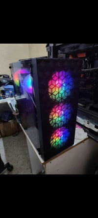 مكاني بغداد منطقة الدورة Pc للبيع من الفئة الاقتصادية   تشغلك كل الالع...