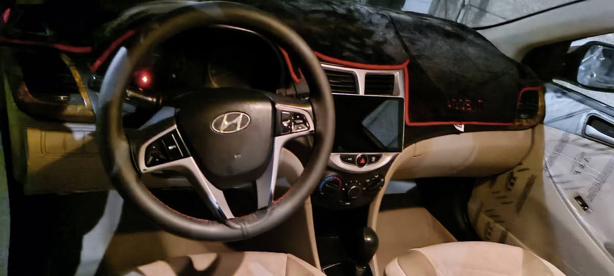 اكسنت 2016 بصرة رقم لجديد كفالة من الضربة والصبغ بيهة صبغ شي بسيط جدااااا مكان السيارة البصرة البراضعية *********** سيارة جديدة بمعنة الكلمة مال جني سيارة مال بيت
