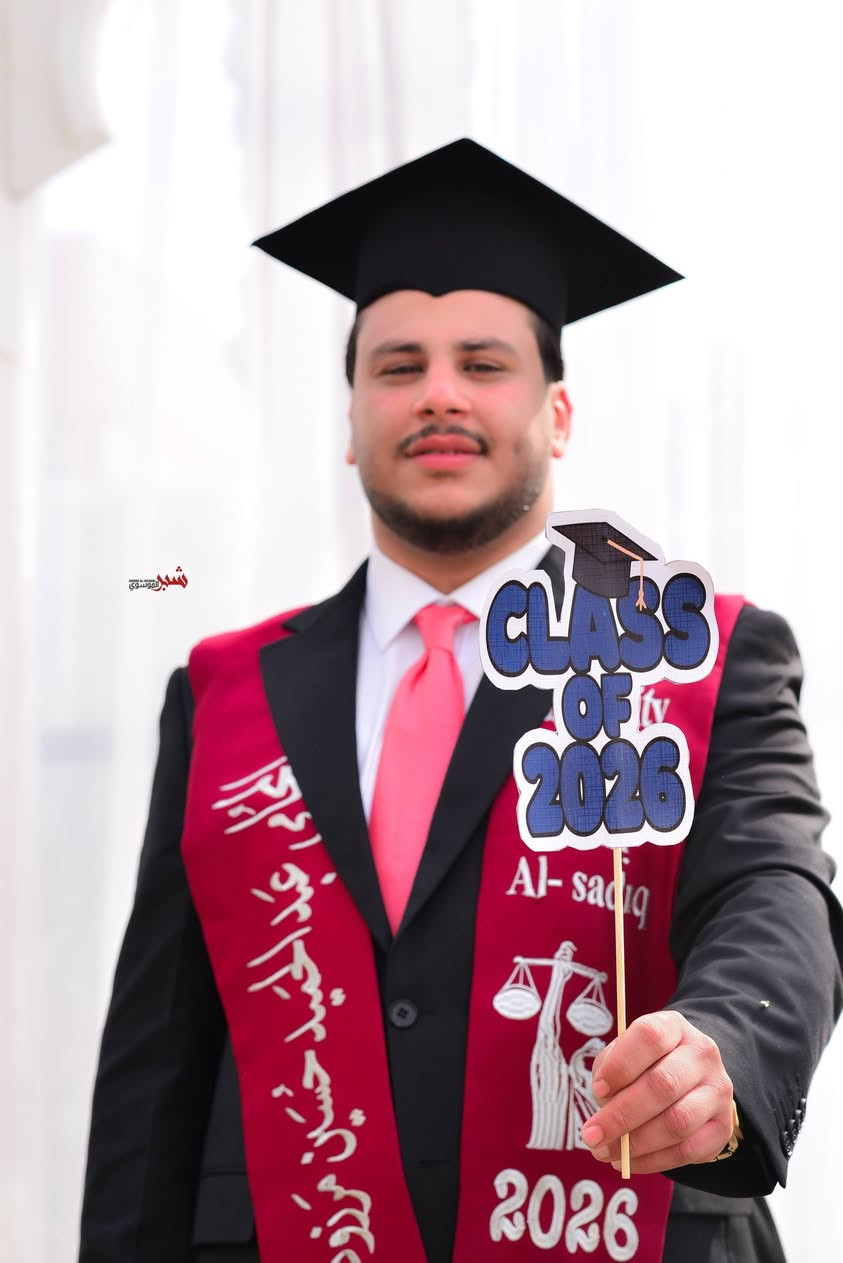 عروض التخرج غير شكل يمنه ٢٠ الف فقط ١٠ أشخاص او اكثر 
تحقق الحلم  كلية القانون 
حفل تخرج 🎓 
عروض التخرج
فريق الإبداع : لتصوير جميع المناسبات
المصور شبر الموسوي
 *********** 
***********
