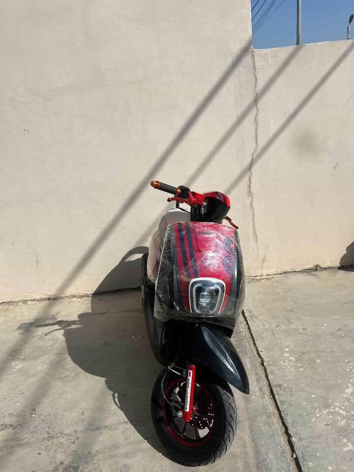 بوليس موديل25 صار شهر من طالعه من المعرض الدراجه بعدها جديده مامستخدمه هواي بيها بصمه ٢ وسويج نسختين تشغيل عن بعد عداد كهربائي السعر 950 تواصل واتساب علئ هذا الرقم ***********
