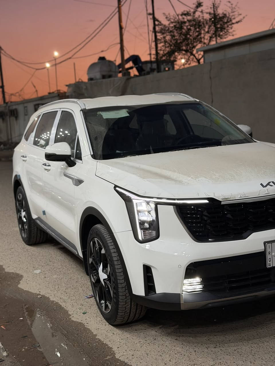 السلام عليكم للبيع فقط
كيا سورنتو موديل 2025 
ماشيه 3 الف ضمان الشركة الدوليه 
 دبل كامره داته شو بصمه كراسي كهرباء 
جنطة كهرباء بردات ابواب تلفون شاحن 
سايد بيرك كهرباء فول بعد بيه هواي مواصفات 
سياره زيروو
السعر 322
العنوان بغداد بلديات 
الهاتف ***********
