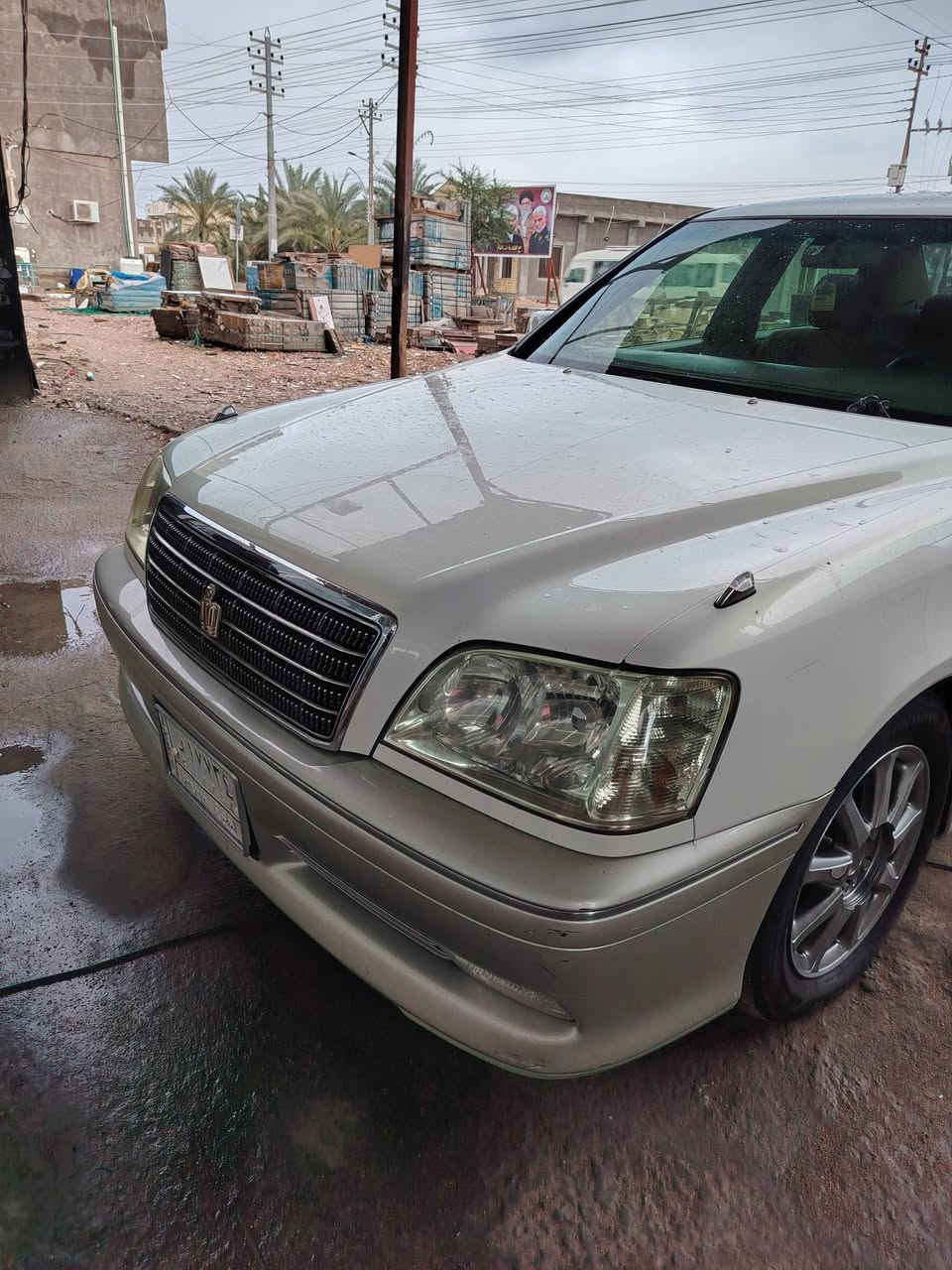 السلام عليكم ملكه دكمتين بيه حجز يوم11  4.   2003 تحوير نجف كصه قماره فقط السياره جديد برده خلفيه كشنات 4كهرباء السعر58 وبيه مجال حك الجيه بصره قضاء المدينه شراي يتصل ***********
