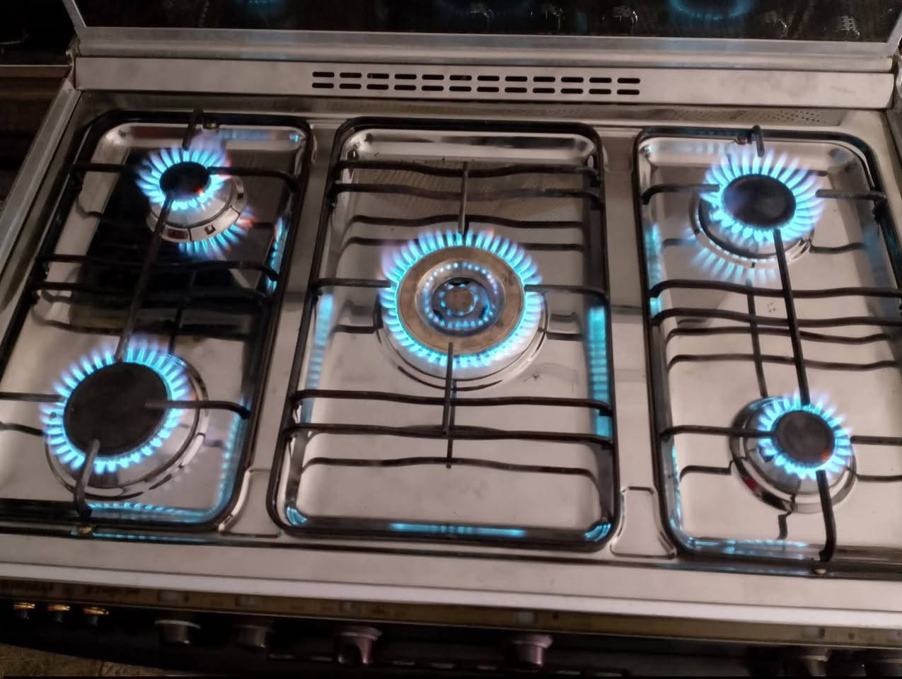 صيانة عامة موقعية في #اربيل .
مركز الأمان الصيانة في اربيل يقدم لك :

1-صيانة و #تنصيب #سبالت .
3-صيانة جميع #طباخات . 
 اتصال و واتساب..
***********
***********
