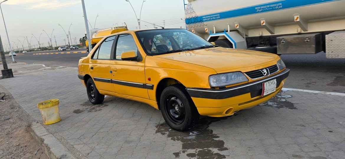 سلام عليكم بيجو أكد موديل 16 للبيع كير محرك حداديه غرفه كله جديد بدي مكفول من الضربه فقط خياسات ومعمره تخم تاير سنوي لغايه 2028 مصفره هيئه وغرامات شرط التحويل اكرر شرط التحويل السعر 38 وبيه مجال 
عوزه فقط مشط وغاز تبريد 
***********
