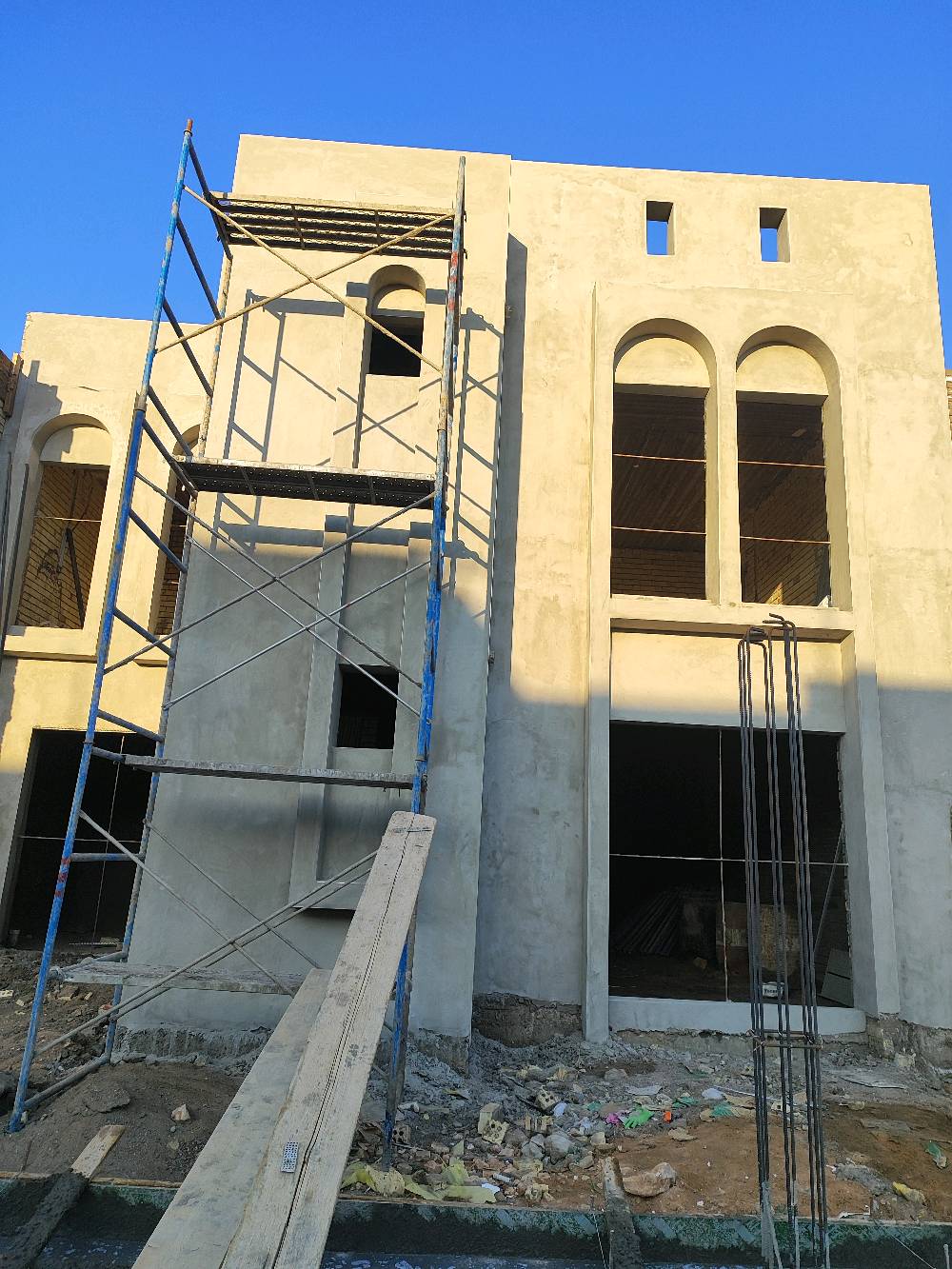 عمل درجة اولا استلام مهندس 
جص اسمنت ***********
موجود واتساب
