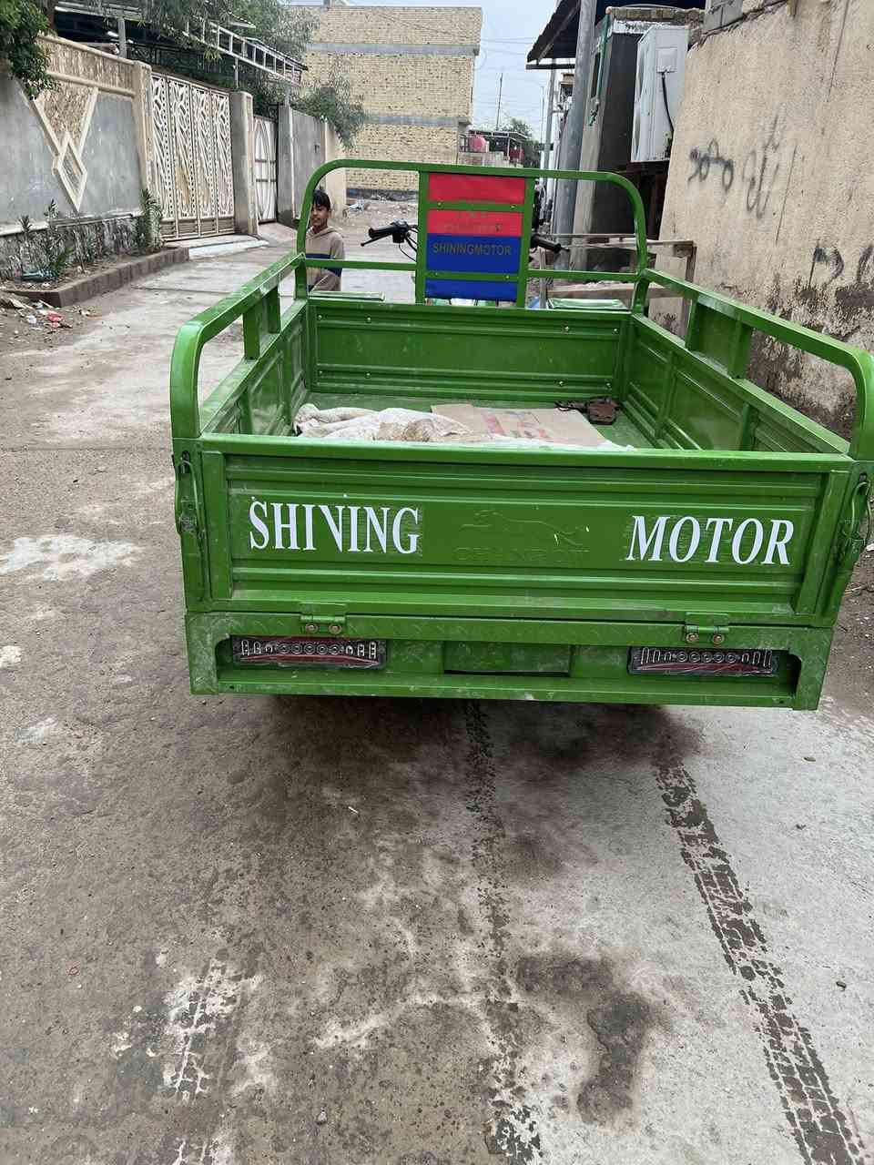 سلام عليكم شباب ستوته لبيع تلاثه وعشرين مكفوله كفاله عامهه لبديي زلغ مابيي الستوته رقم بسمي بديه زلغ مابيي لستوه ما ناقصه برغييي مكملهه لبيع سعرهه 3100 ولشراي بي خير ويدالل مكان الستوته الجبايش  وهاذ رقمي ***********
