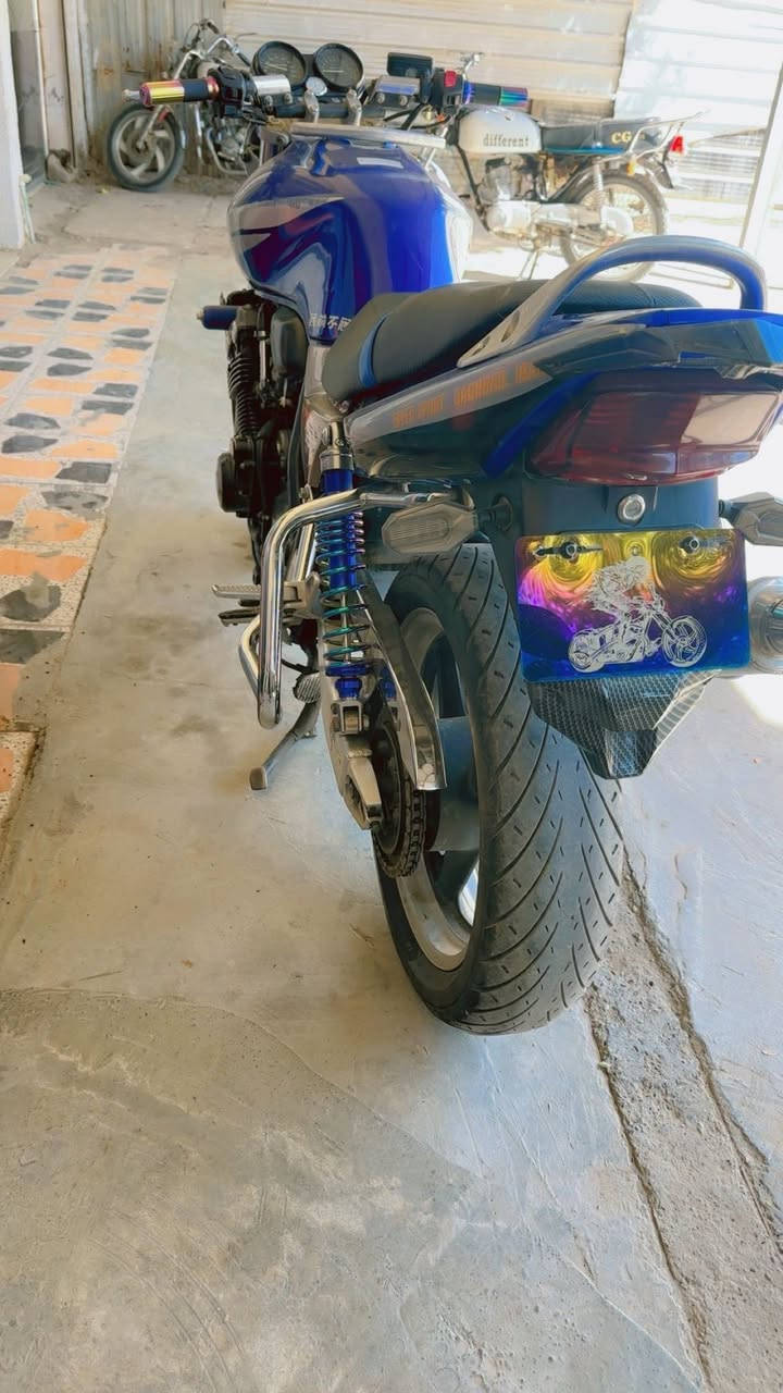 دراجه للبيع CB400
الدراجه خير من الله 
مكان الدراجه صلاح الدين قضاء الدجيل 
***********
