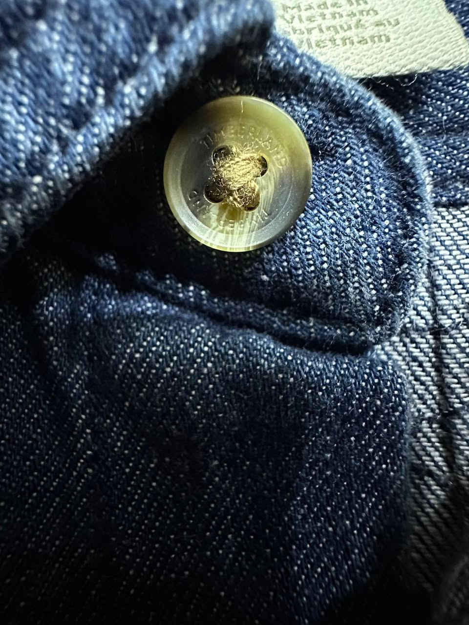 قميص تمبرلاند 
قياس مديم 
الطول 74سم
العرض 55سم 
السعر 25


**إذا كنت صاحب هذا الإعلان وتريد حذفه لأي سبب، رجاءا أرسل رسالة إلى الدعم الفني**