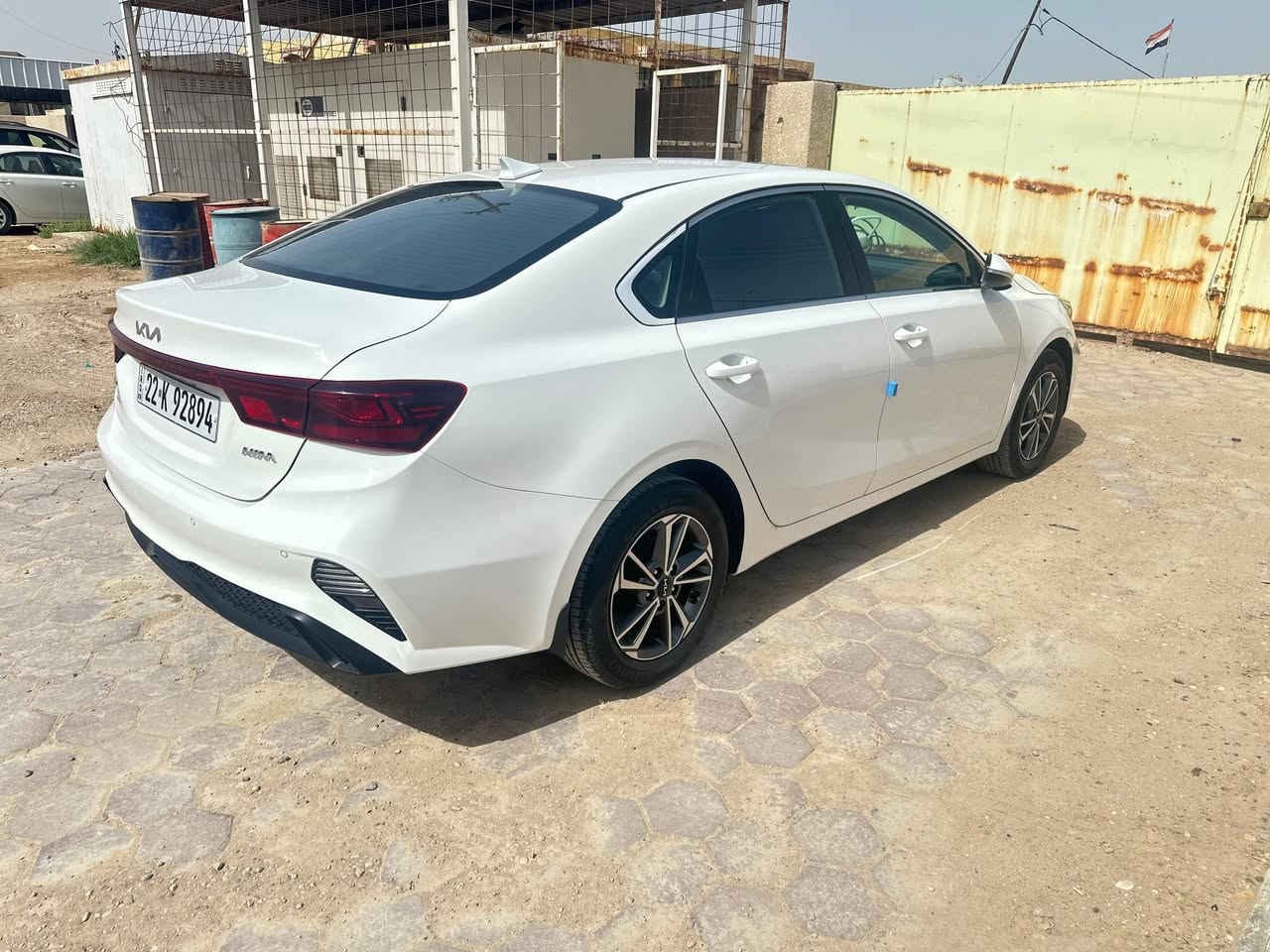 سيراتو موديل 24 فول مواصفات للبيع
بيهة بارد بلجاملغ كلش بسيط مراوس او بيع حسب القناعه 
للاستفسار الاتصال ***********
