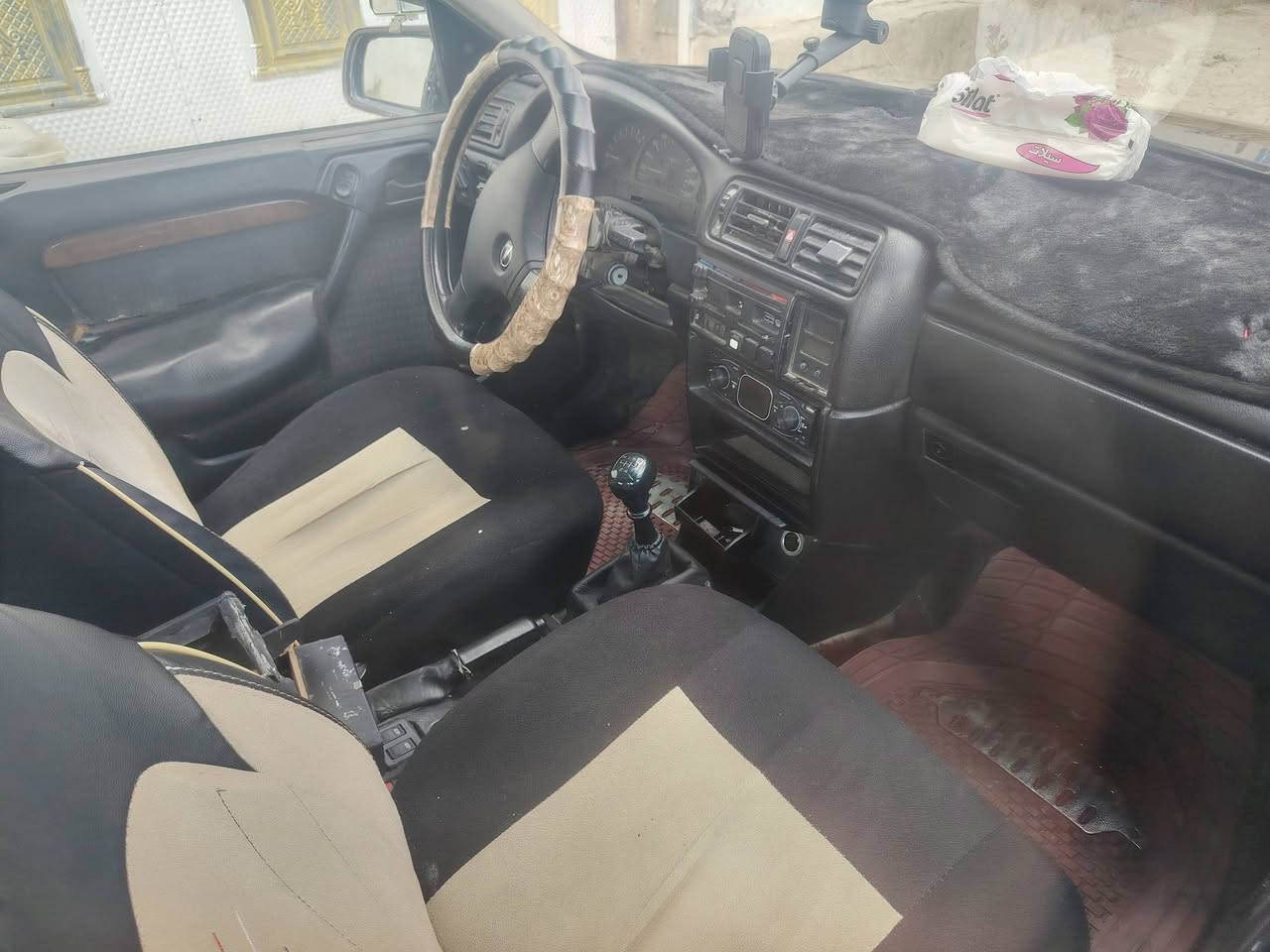 اوبل فكترا حجم ٢٠ موديل ٩٣ رقم سنوية جديد لغاية ٢٠٣٠ رقم  مسطرة شرعيها اني السعر 37ورقة وبها مجال رقم الهاتف *********** وبها واتساب
