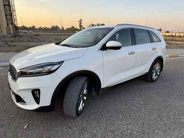 السلام عليكم 

للبيع كيا سورنتو 

موديل 20

وكالة الدوليه 

ماشيه 100 كيلو 

السياره كل سيرفسه ودهنه وصيانته بالشركه

السياره كفاله بدون صبغ بدون بارد بدون ضرر

بيه شغلات بسيطه يعني شخوط بسيطه تتعالج بالبولش

السياره كشنات كهرباء

شحن وايرليس

شاشه كبيره

اشابر بالمري

بصمة تشغليل وابواب

7 راكب 

محرك6 سلندر

كشنات مخمل

بلاجكتورات  خلايا 

السياره بيه دبل بصمه مال الشركه 

السياره ع ايد وحده من الزيرو 

بعده سبيه منازل

كامره خلفيه

حساسات محيطيه امامي خلفي جانبي

اخوان السياره معروفه بالنسبه للجنايه

مكان السياره بغداد ورقمه بغداد تحويل مباشر

واي استفسار اني حاضر 

السعر ب255$ ورقه 

ملاحظه اكو فديو توضيحي لكامل السياره مع الصور

***********

***********

( محمد الصعب )
