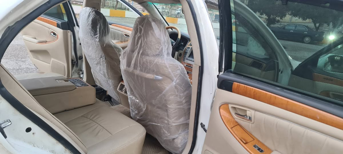 ماجێستا  مووس مووس مۆدێل 2008 بە سمە رساسی ✔
ناو زەرد 5 دوگمە قەپات مواسفات سلاید نیە 👍
کوشن جلد هیتر و خزن و 3 پەردە و سەلاجە 👋
گێر و مەکینە لۆک بۆیاخ سقف و حیزام بە شە رت 👍
تبرید مرکزی و برێک بە سراو جام هە ڵگیراو لێدراویکی بە سیتی هە یە ویلی 2 سایز  
دەبڵی کراوە بە شاهینە سوکان عەزەڵە سعری 50 گەڵا و مجال پێش و دوا سپۆرت *********** سلێمانی السليمانية, العراق
