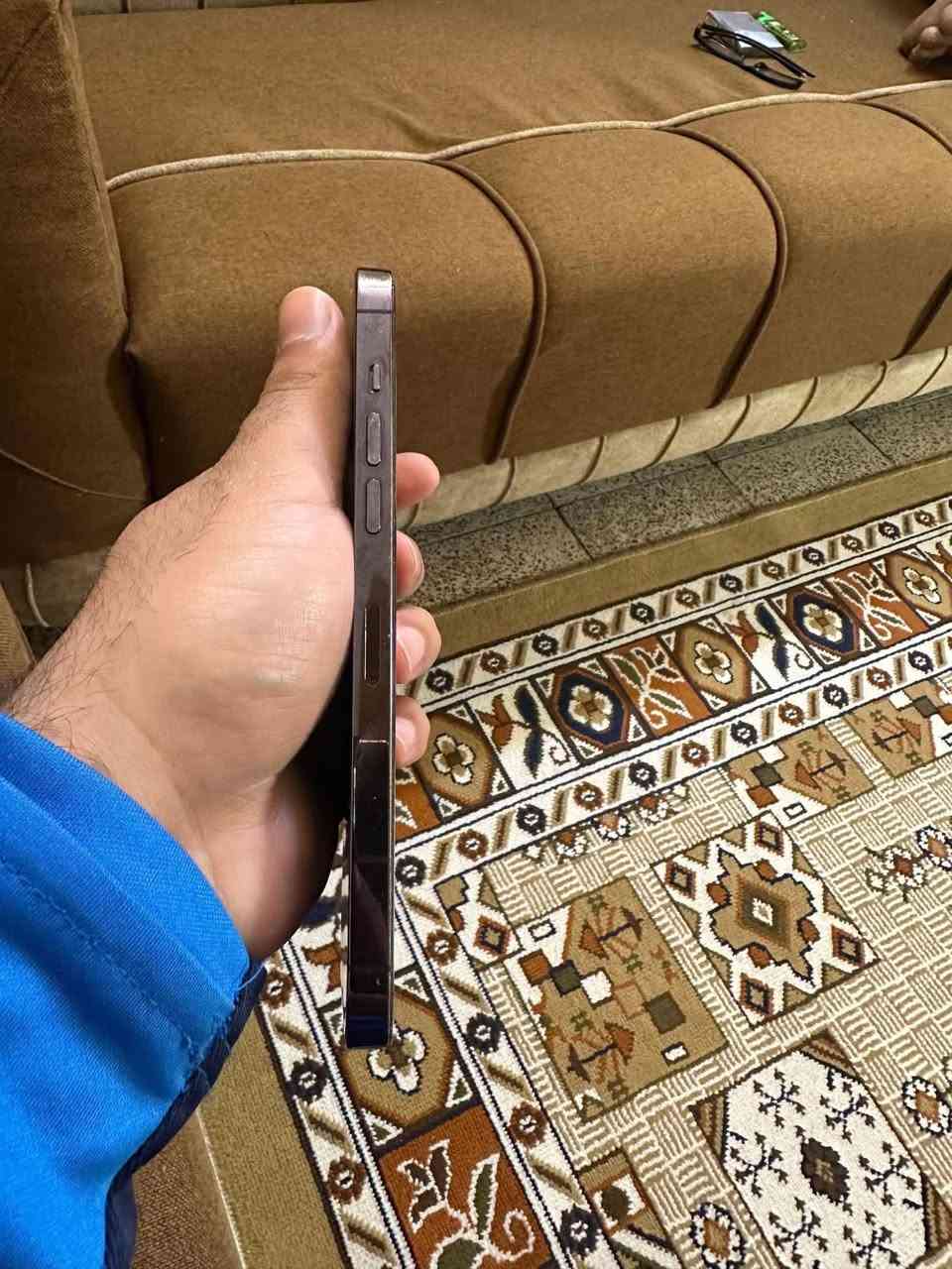 السلام عليكم
📱 ايفون١٤ برو ماكس– 

جهاز دبل سيمكرت 

جهاز نموذج Mماستر 

💾 الذاكرة: 256GB

🔋 البطارية: ٨٥%بلاد 

✨ الجهاز نظافة عالية

🖥️ الشاشة 100% ( اصليه اصليه )بصمه لوجه شغاله❤️

✅ باقي الأمور كلها شغالة تمامًا:

نت – صوت – اتصال – كاميرات – بدون أي خلل

🌍 الجهاز عربي 

جميع الملحقات كاملة

🛡️ الجهاز مضمون من كل النواحي

📍 المكان: ديالئ– بعقوبه– تقاطع الوثبه 

💰 السعر النهائي: ( ٦٢٥ وبي مجال للشراي )

📞 للتواصل***********
