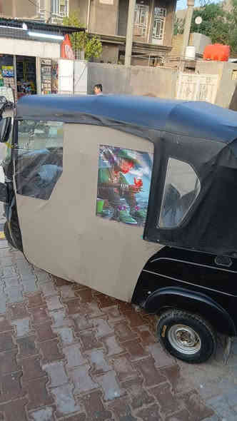 سلام عليكم تكتك البيع موديل 22رقم سنويه تحويل ثاني يوم تكتك خير من الله هاي كدامك الحجي مقطع فيديو مالته مكاني المحموديه شراي يدخل خاص مفتوح سعره ٨ ملاين ٢٠٠ بيه مجال 
*********** رقم تلفوني اذا بي واتساب بخدمتكم اني
