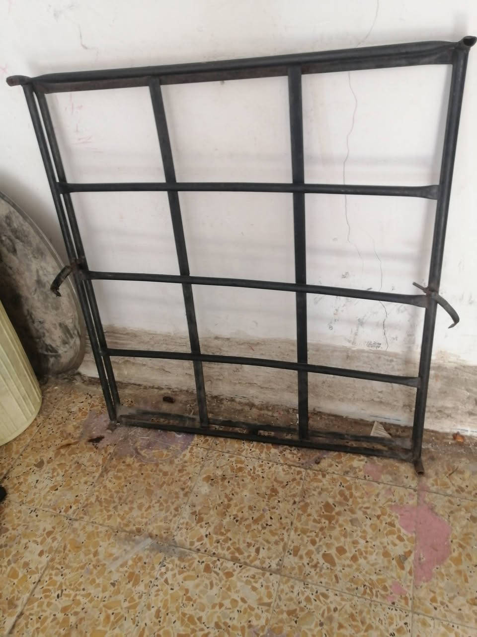 ديفايه سايبه تفصال وما ادري جديد يشتغل اقل عشره ايام 65 قفل وانا بغداد مدينه الصدر ***********
