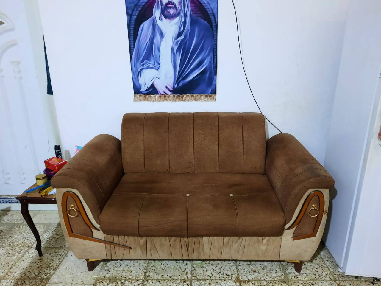 اغراض مستعملة نظيفة للبيع
رقم الهاتف للتواصل و معرفة التفاصيل ***********
