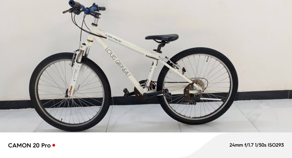 سلام عليكم بايك لويس حجم ٢٦ مزود تزويد خفيف بايك ناعم سعره ٢٥٠ بي مجال


**إذا كنت صاحب هذا الإعلان وتريد حذفه لأي سبب، رجاءا أرسل رسالة إلى الدعم الفني**